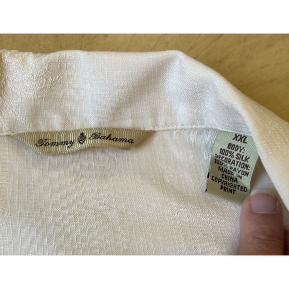 Tommy Bahama Silk Shirt Men 2XL Hawaiian Summer Paradise Tour 1993 Guitar Patch - Picture 4 of 14